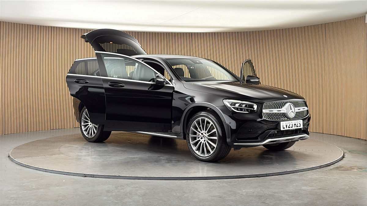 More views of Mercedes-Benz GLC