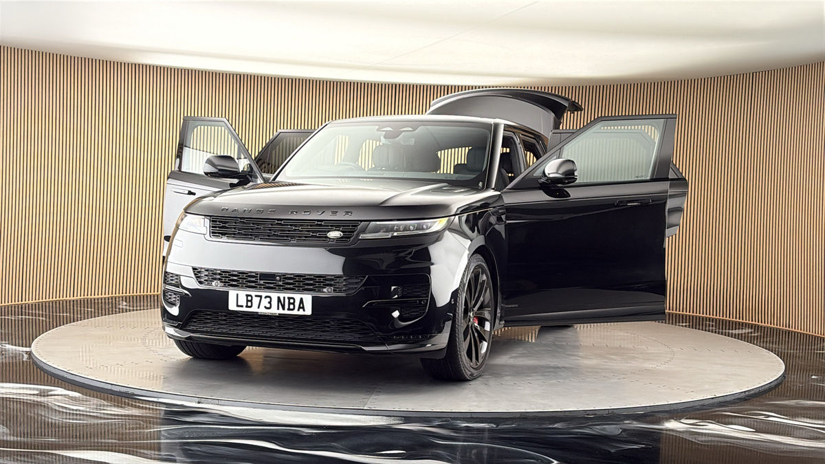 More views of Land Rover Range Rover Sport