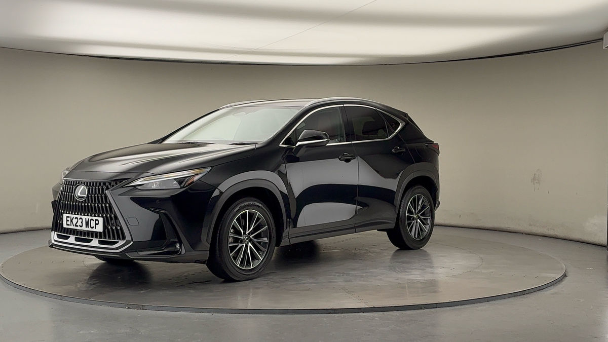 Lexus NX Image 20