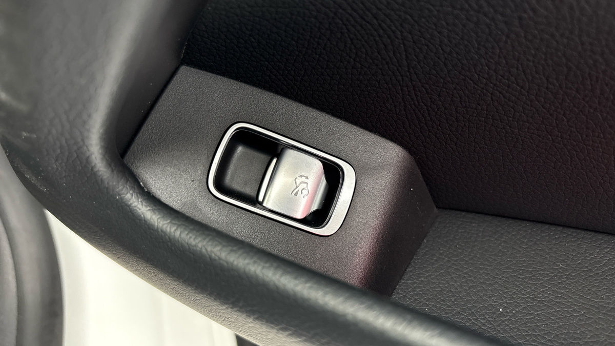 Mercedes-Benz EQS Image 29