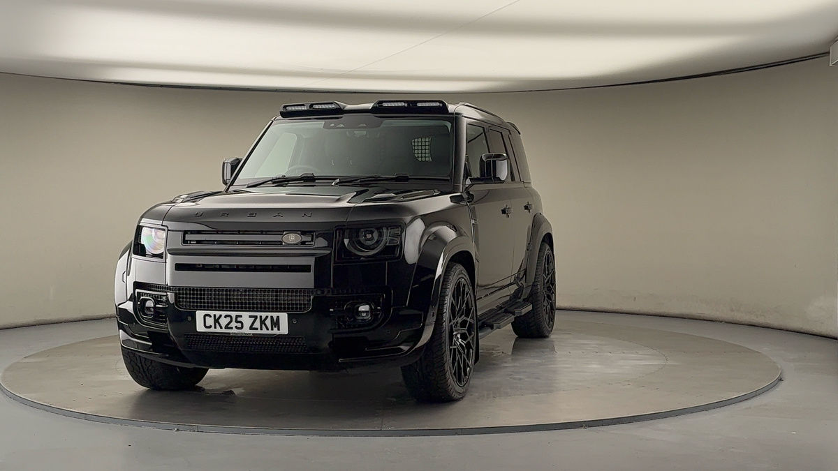 More views of Land Rover Defender 110