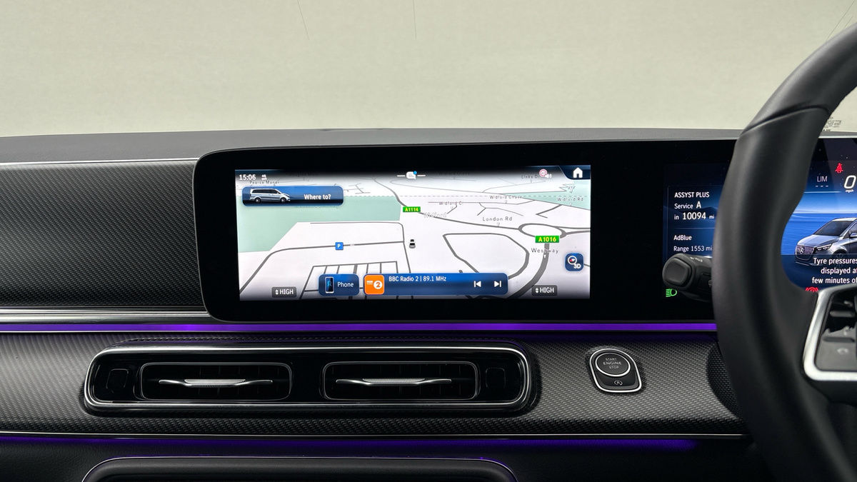 Mercedes-Benz V Class Image 17