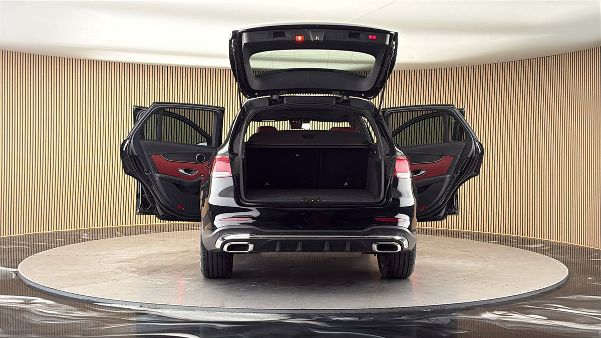 More views of Mercedes-Benz GLC