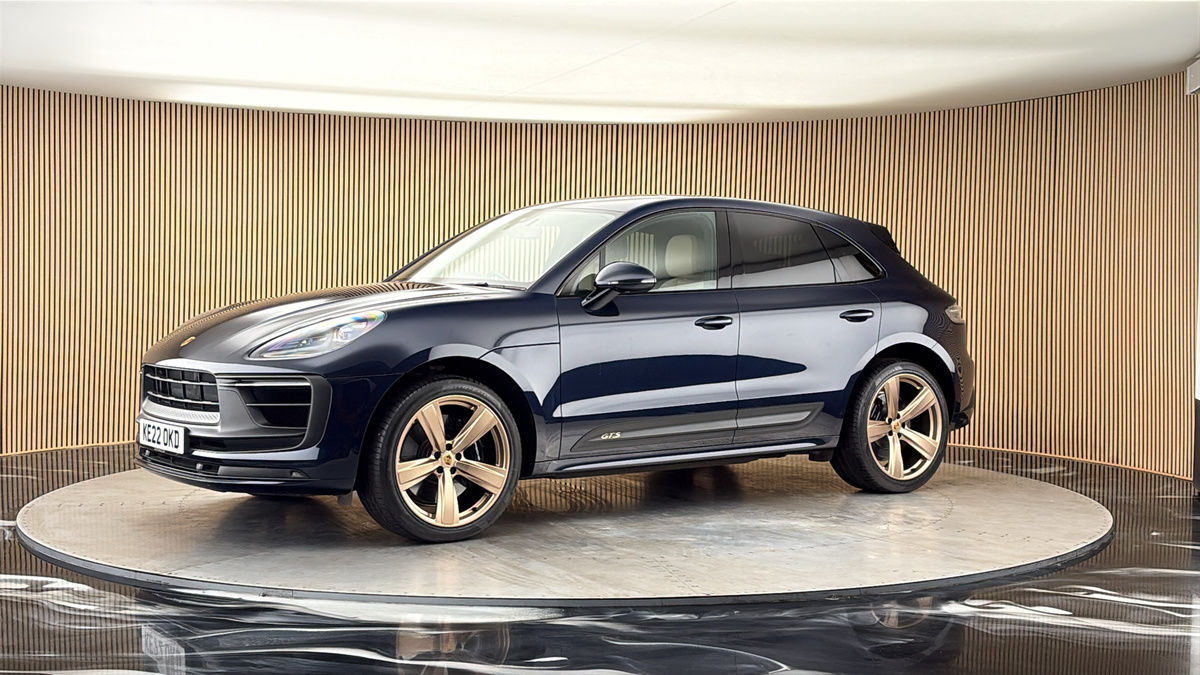 More views of Porsche Macan