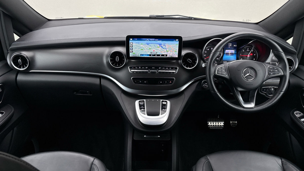 Mercedes-Benz V Class Image 12