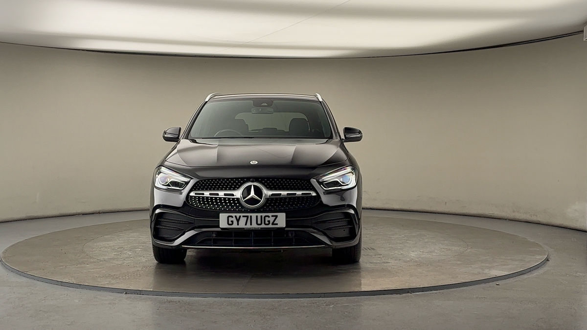 Mercedes-Benz GLA Image 3