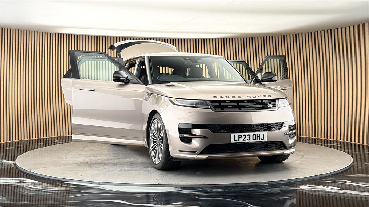 More views of Land Rover Range Rover Sport