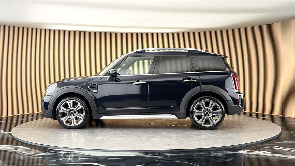 More views of MINI Countryman