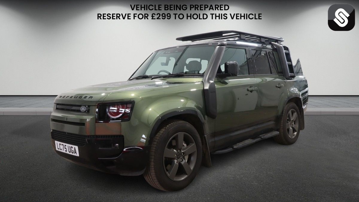 Land Rover Defender 130 Image 2