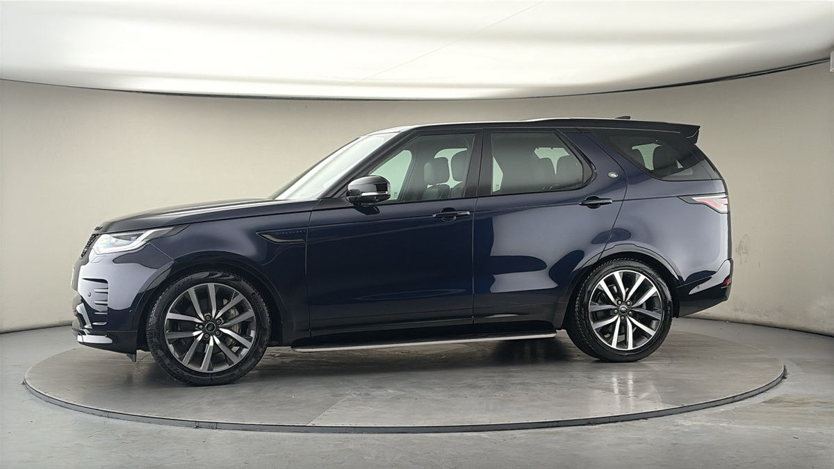 More views of Land Rover Discovery