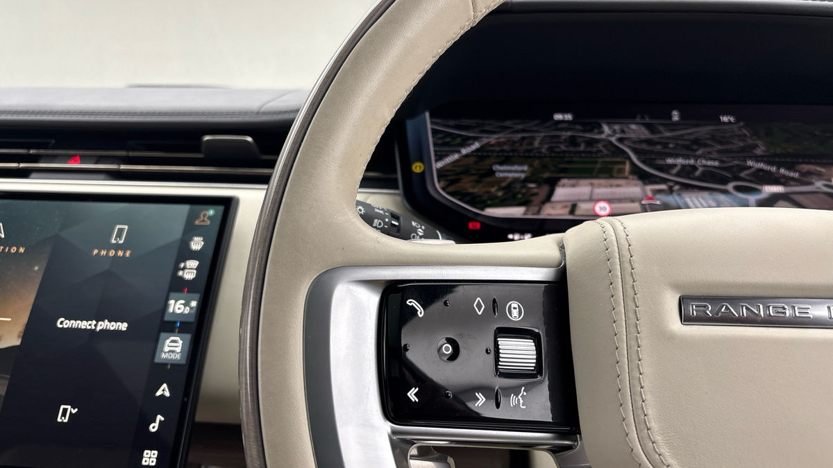 Land Rover Range Rover Image 13