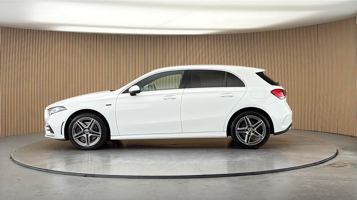Mercedes-Benz A Class Image 15