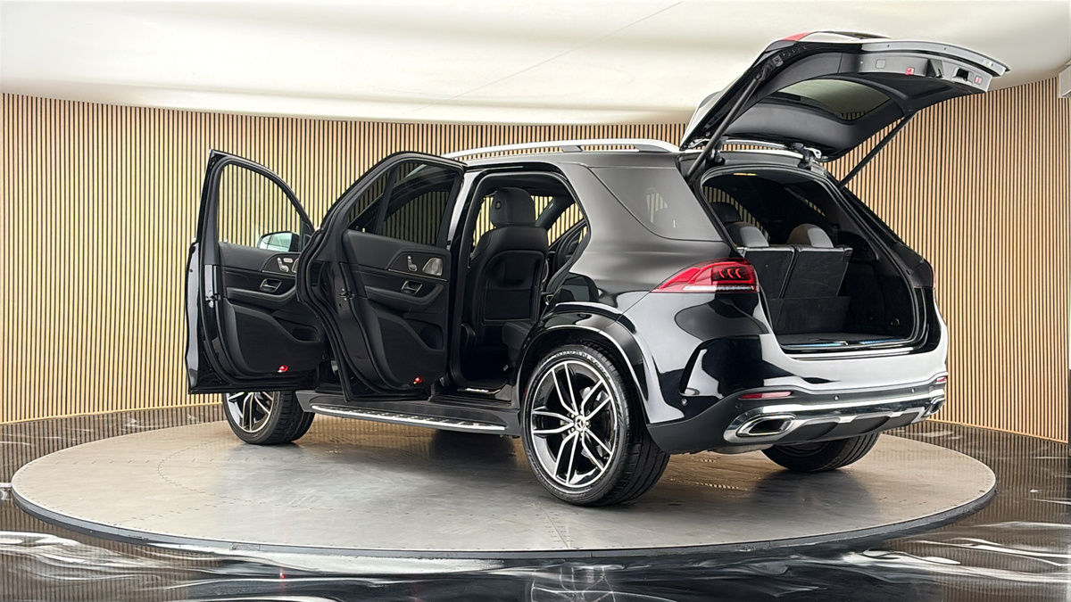 More views of Mercedes-Benz GLE