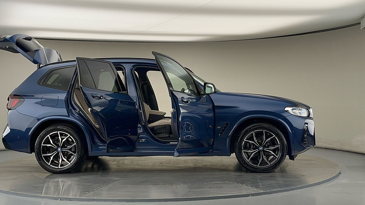 More views of BMW X3