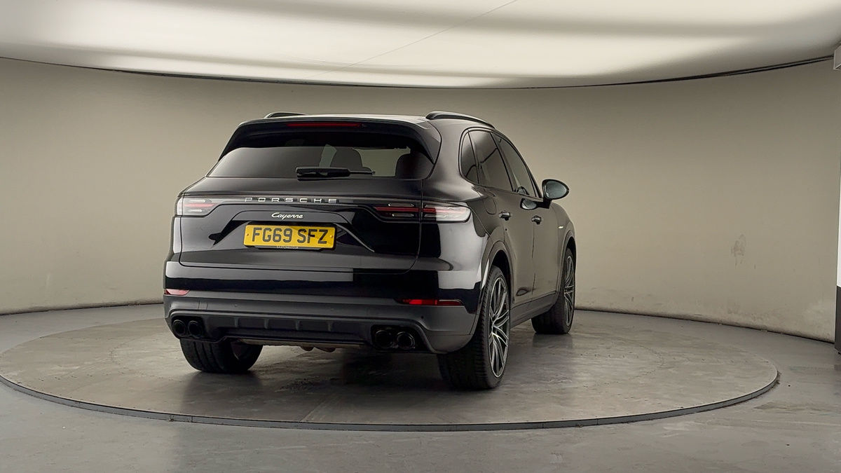 More views of Porsche Cayenne