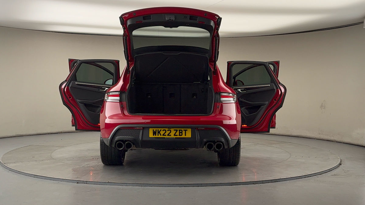 More views of Porsche Macan