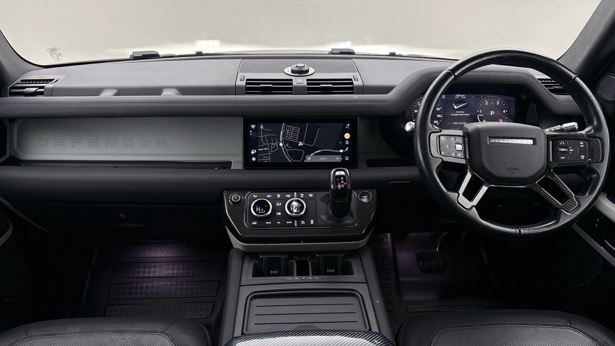 Land Rover Defender 90 Urban Image 12