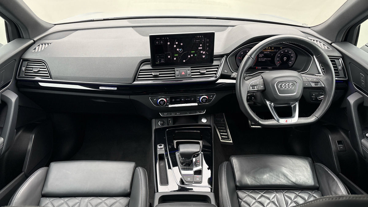 Audi Q5 Image 12