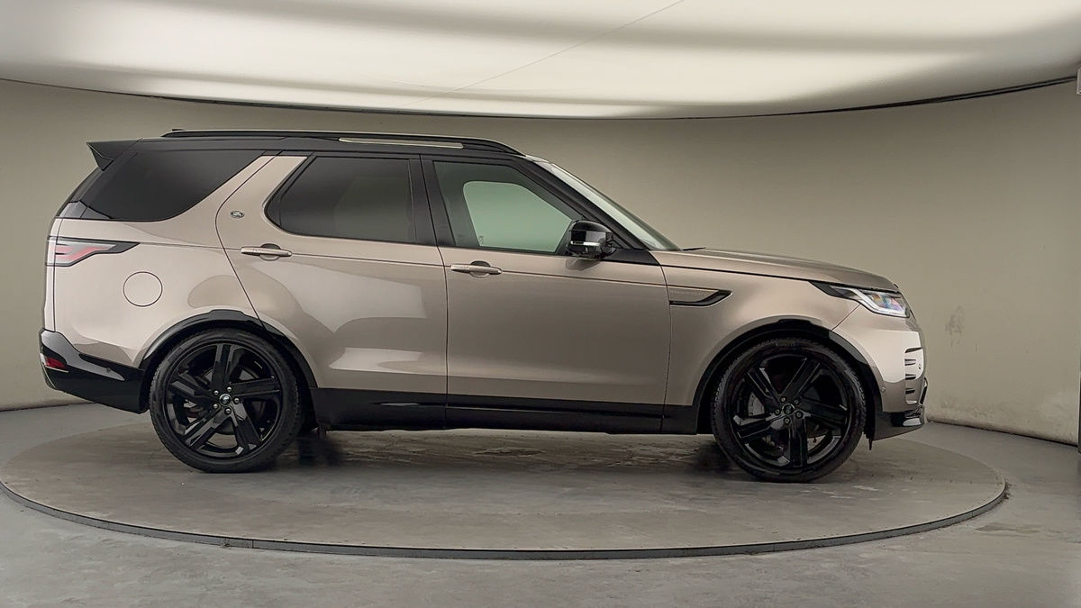 Land Rover Discovery Image 16