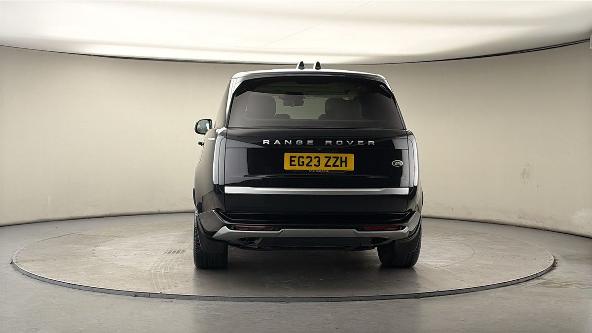 More views of Land Rover Range Rover