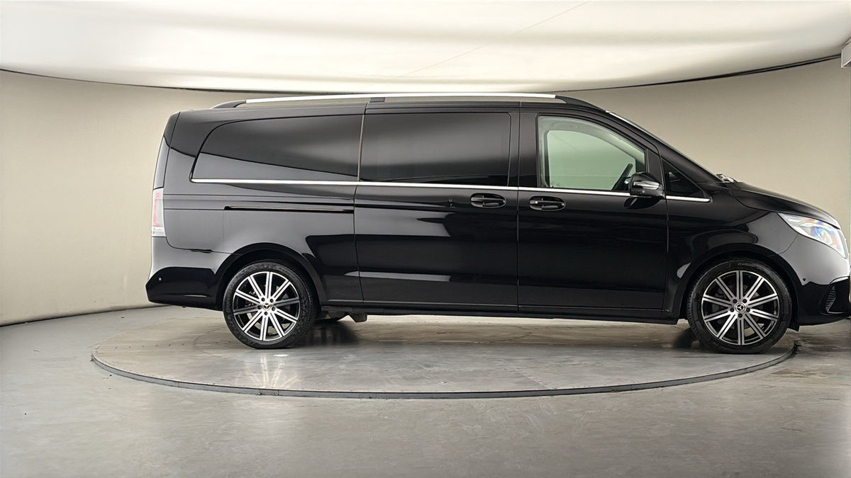 More views of Mercedes-Benz V Class