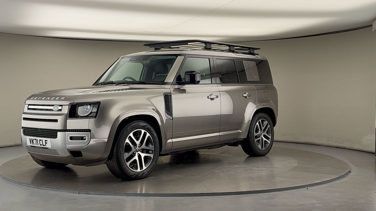 Land Rover Defender 110 Image 20