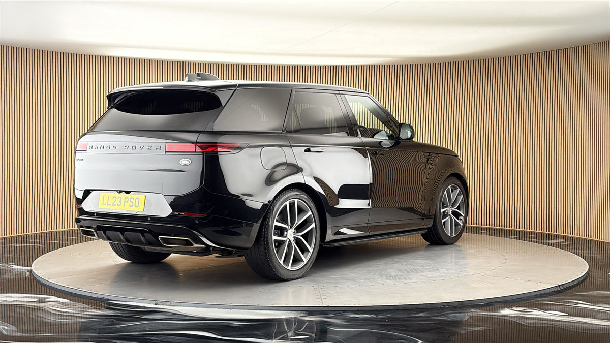 More views of Land Rover Range Rover Sport