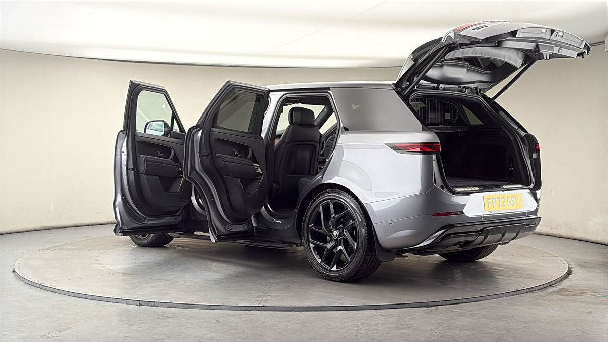 More views of Land Rover Range Rover Sport