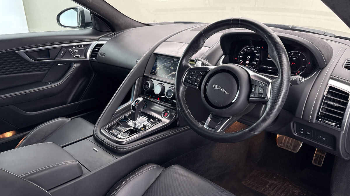 Jaguar F-Type Image 5