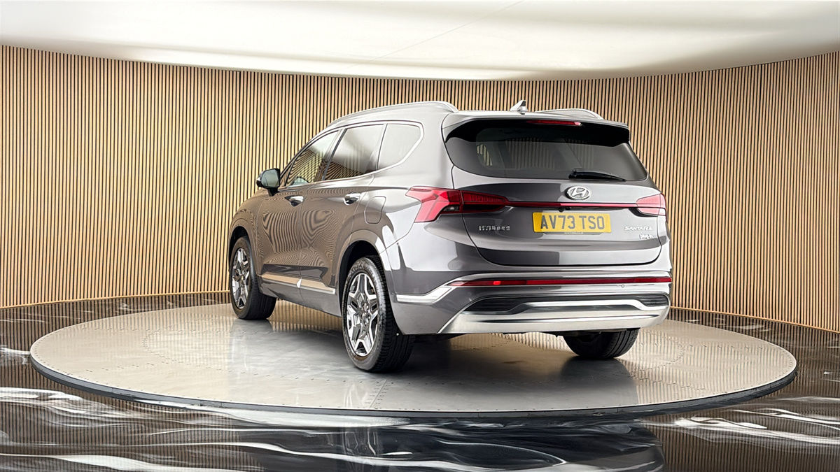 More views of Hyundai Santa Fe