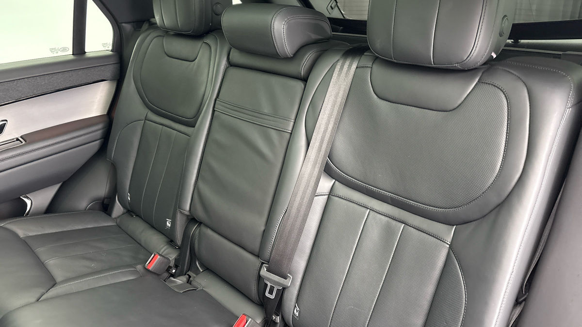 Land Rover Range Rover Sport Image 8