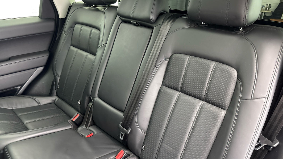 Land Rover Range Rover Sport Image 8