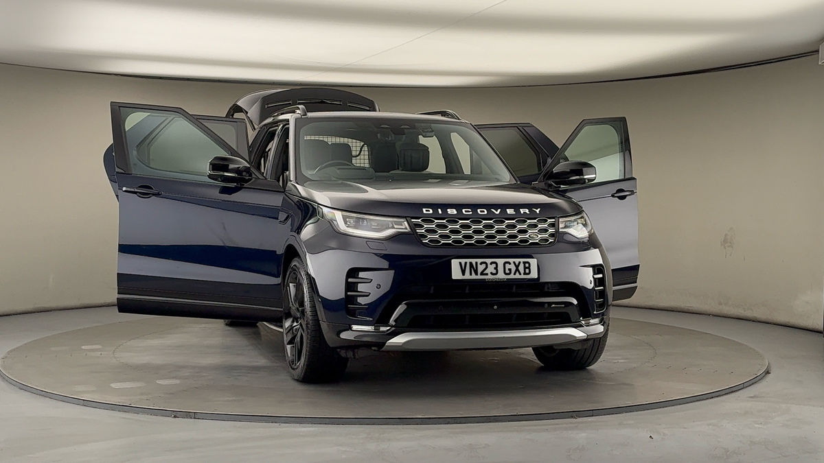 More views of Land Rover Discovery