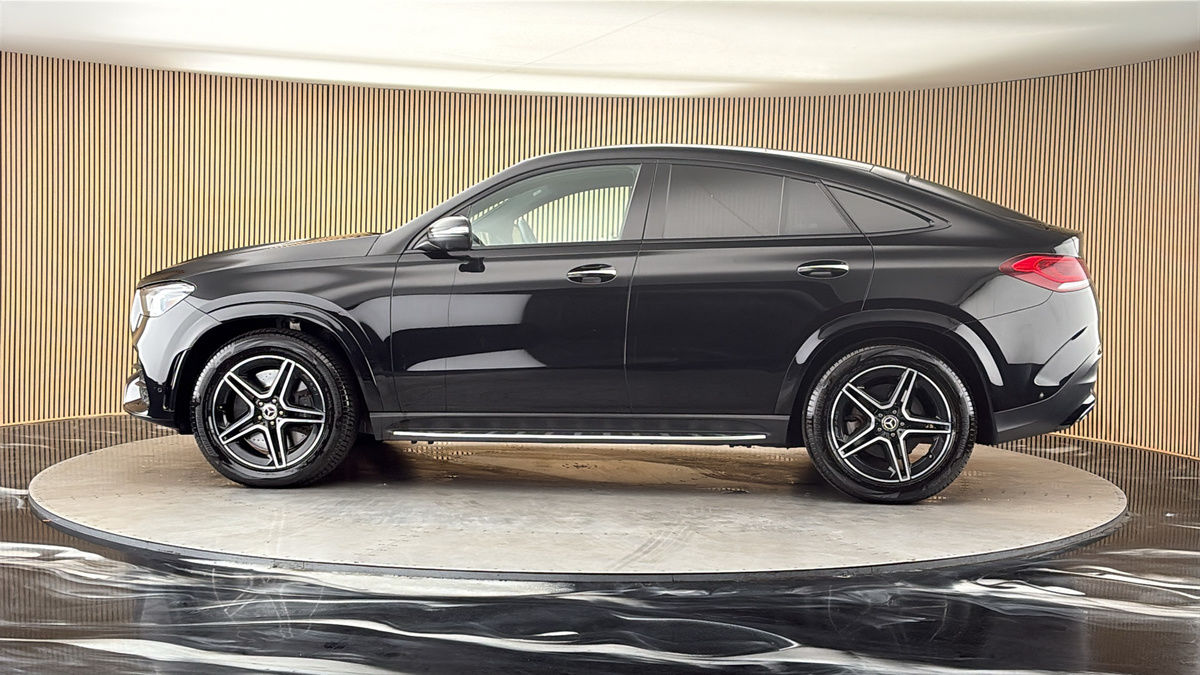 More views of Mercedes-Benz GLE