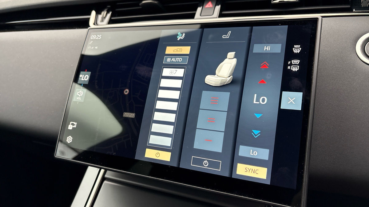 Land Rover Range Rover Evoque Image 29