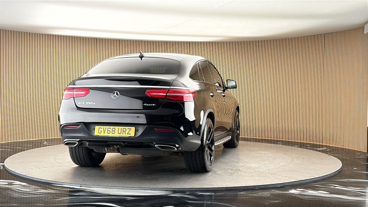 More views of Mercedes-Benz GLE