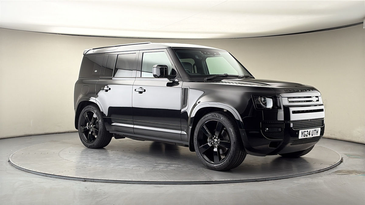 More views of Land Rover Defender 110