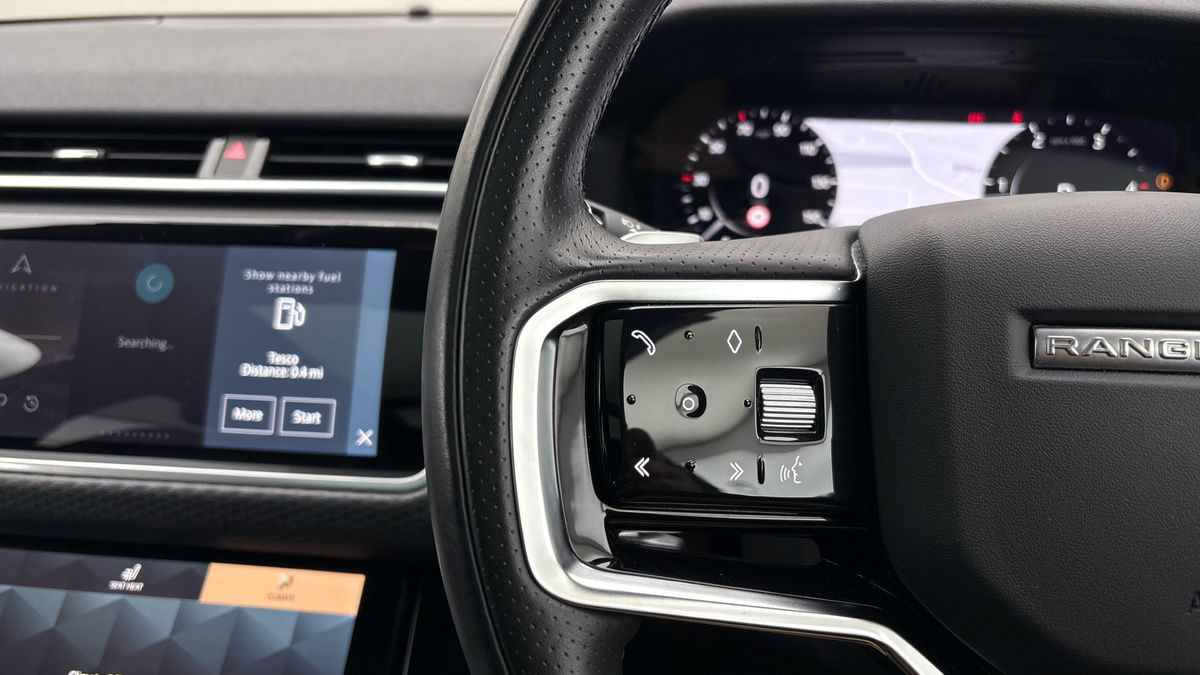 Land Rover Range Rover Velar Image 26