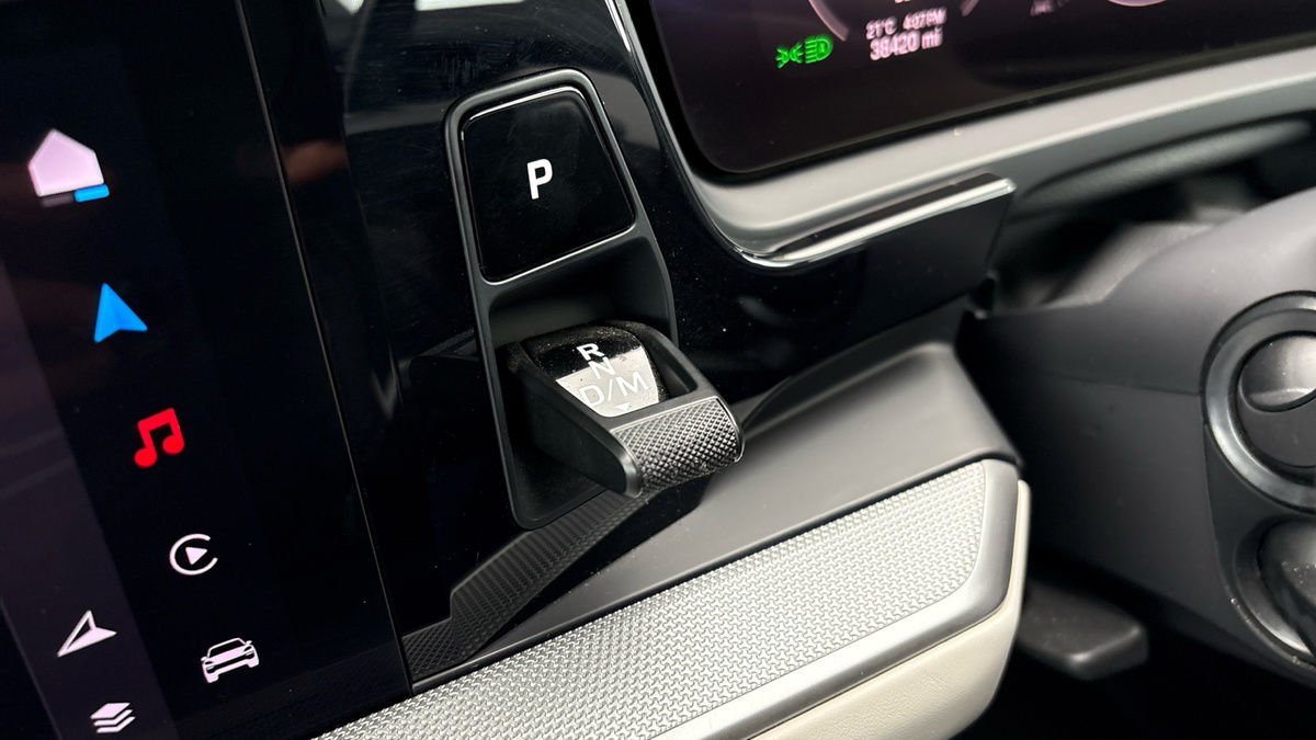 Porsche Cayenne Image 37