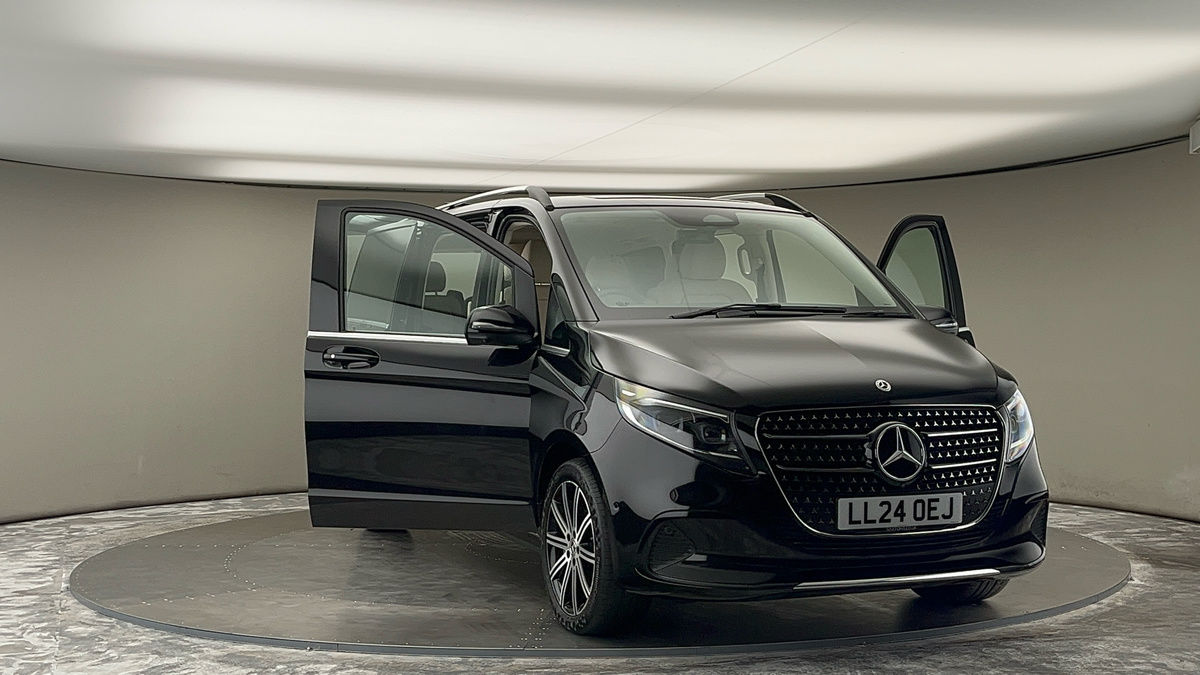 More views of Mercedes-Benz V Class
