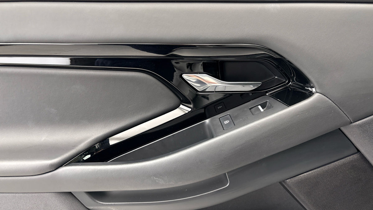 Land Rover Range Rover Evoque Image 19