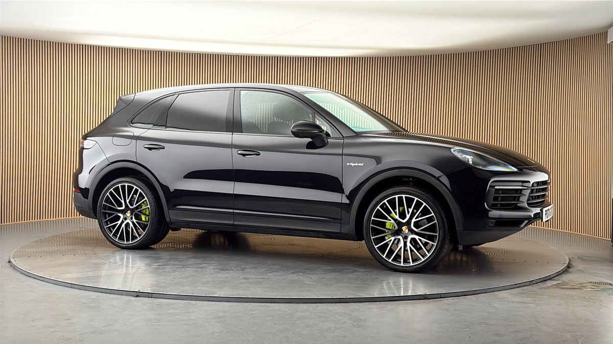 More views of Porsche Cayenne