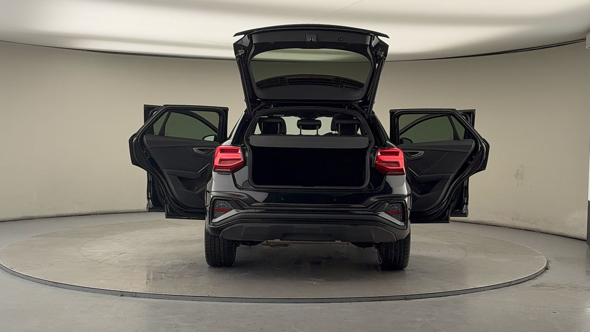 More views of Audi Q2