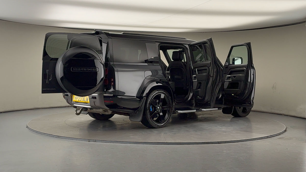 More views of Land Rover Defender 130