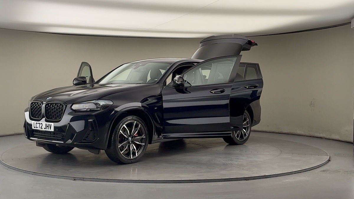 More views of BMW X4