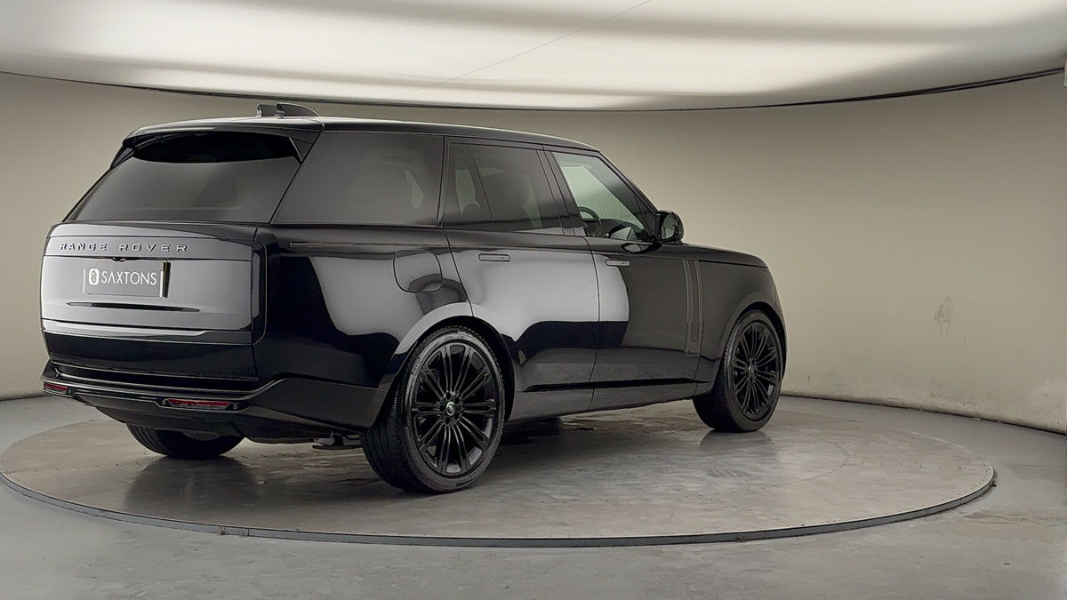 More views of Land Rover Range Rover