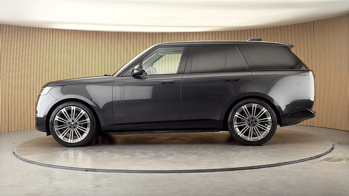 Land Rover Range Rover Image 15