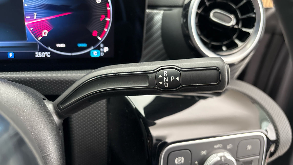 Mercedes-Benz CLA Image 6