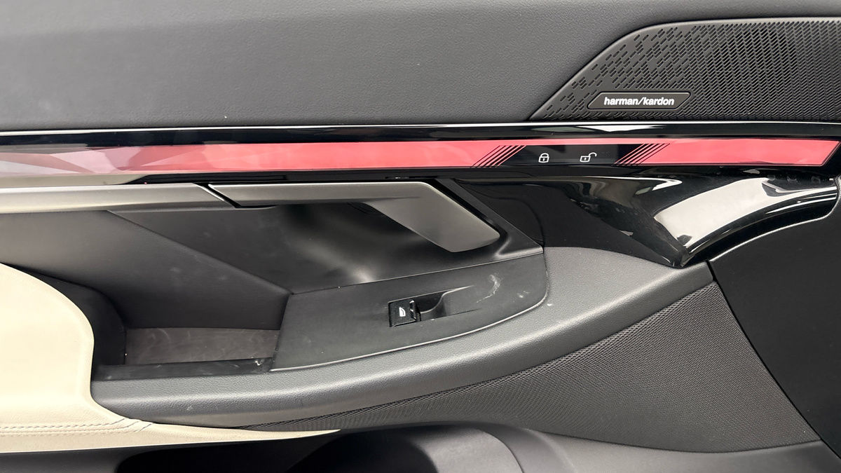 BMW i5 Image 19