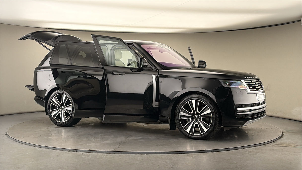 More views of Land Rover Range Rover